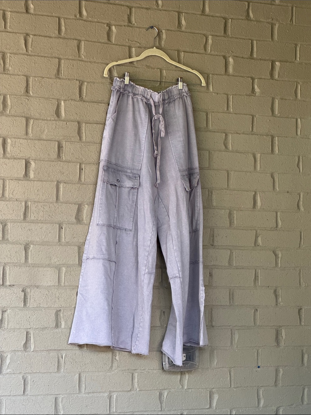 Easel Casual Drawstring Cargo Pants - Light Gray/lavendar size small - Picture 10 of 10
